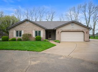 111 W Falcon Run, Pendleton, IN 46064