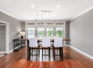 1 Canaan Cir, South Salem, NY 10590