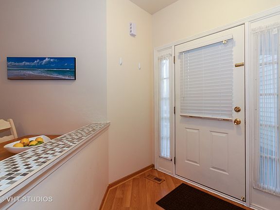 2nd image of 8306 Sweetwater Ct #8306