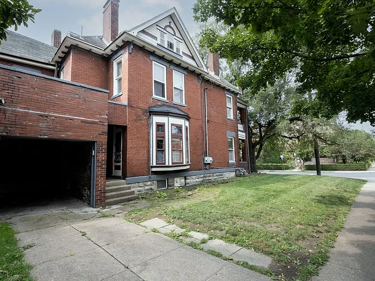 Dennison Ave 892-894 MLR — Photo 29