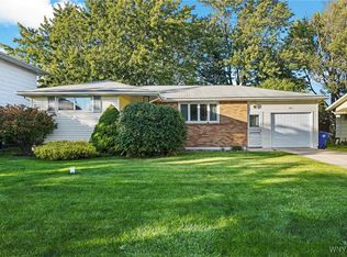 485 Frankhauser Rd, Williamsville, NY 14221