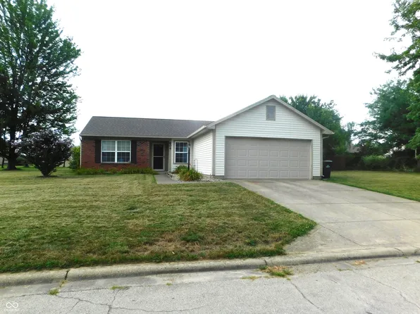 804 E Fleetwood Dr, Greensburg, IN 47240