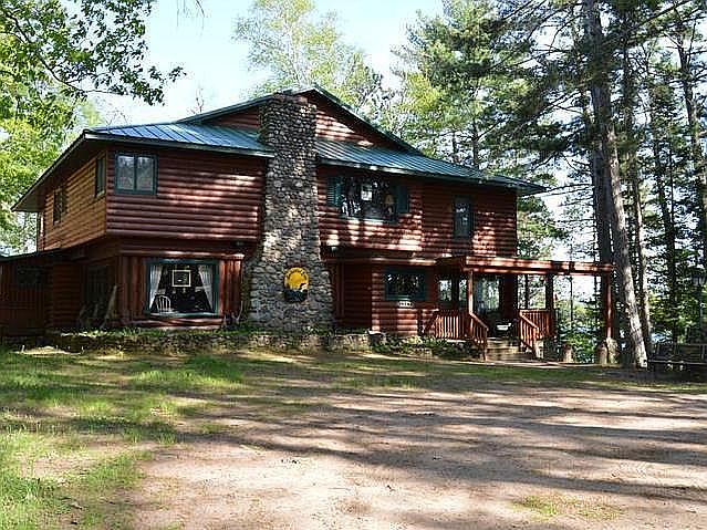 Lodge front and parking
