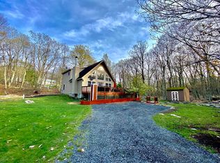 100 Cowaw Rd, Milford, PA 18337