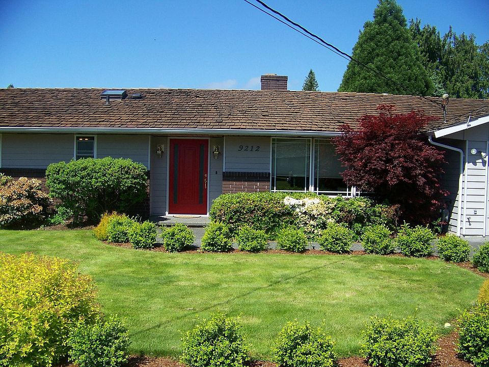 2nd image of 9212 61st Dr NE