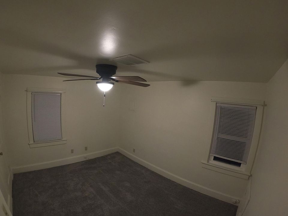 2nd image of 3 N Layton Ave
