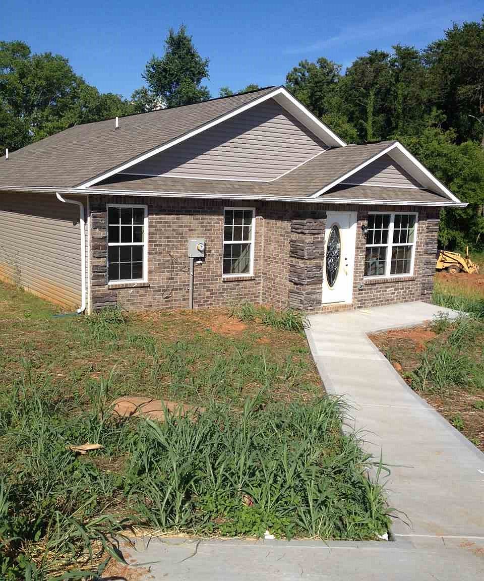 1746 Watauga St, Sevierville, TN 37876 Zillow