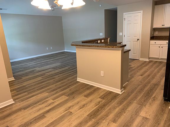 5th image of 8732 Summer Serenade Dr