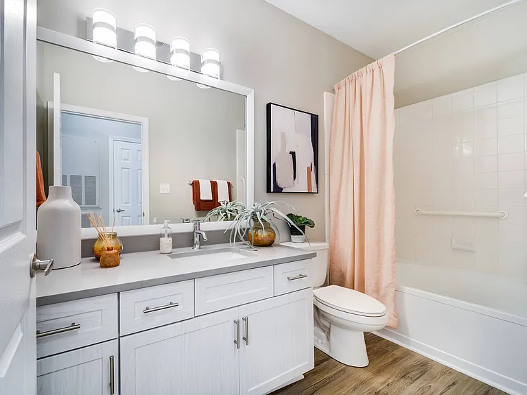 Upgraded Bathroom with Garden Tub