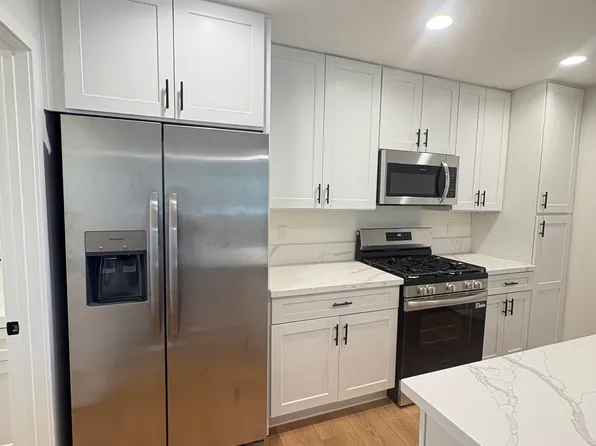 835 Barsby St #Adu, Vista, CA 92084