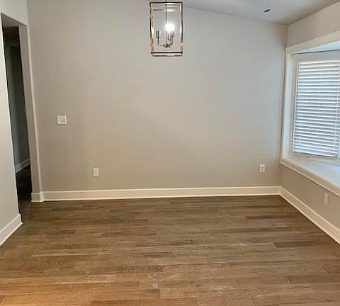5th image of 14 Hartsfield Ln