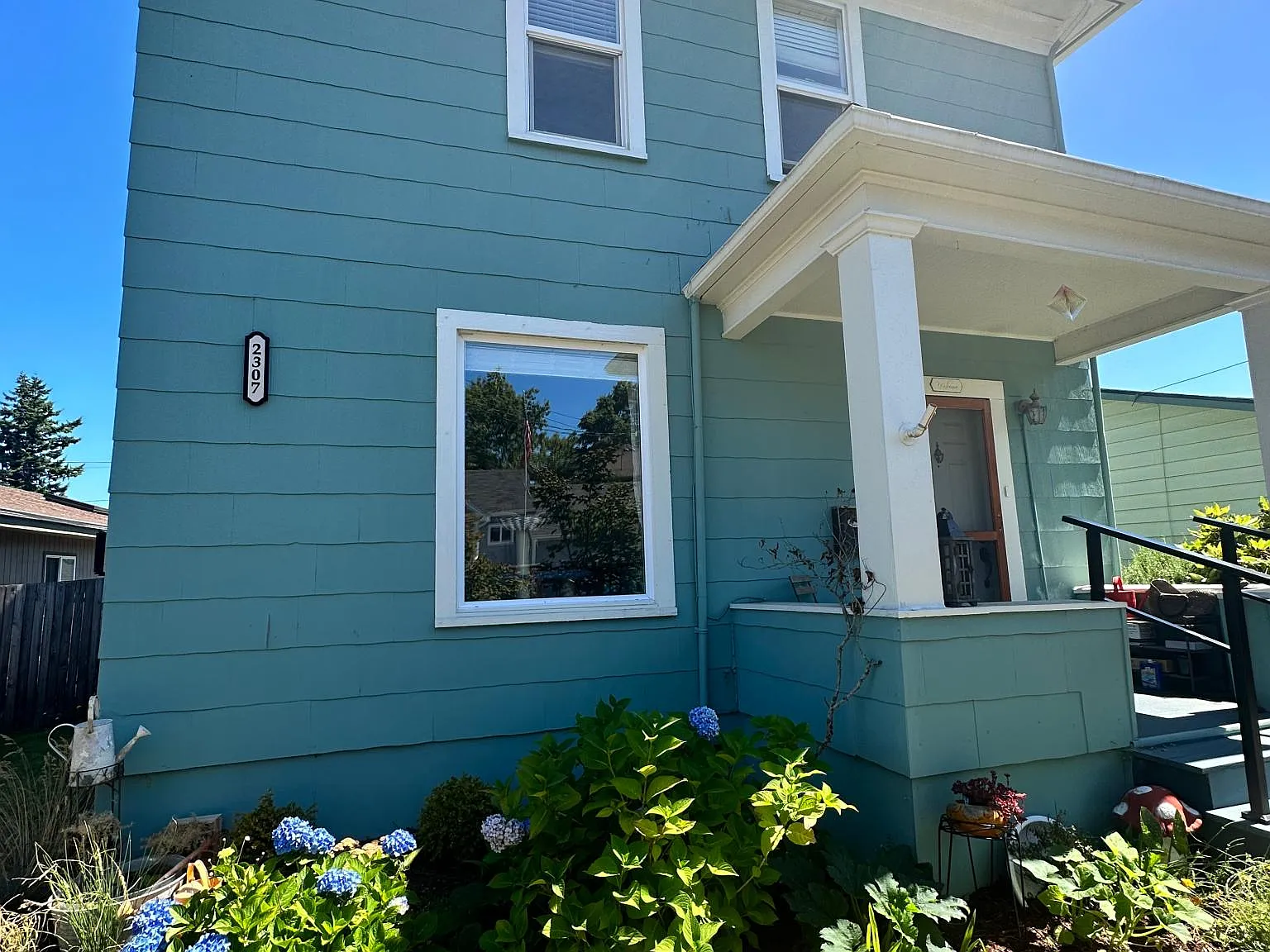 4 bed, 1473 sqft, $3,400 — Photo 3