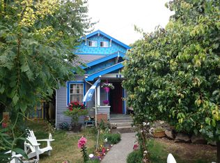 8853 38th Ave SW, Seattle, WA 98126