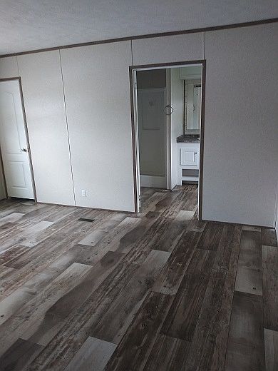 2nd image of 14020 Aquaduct Ct