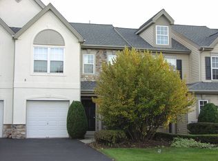 303 Tree Top Ct, Warminster, PA 18974