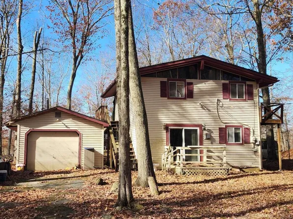171 Mountain View Dr, Pocono Lake, PA 18347