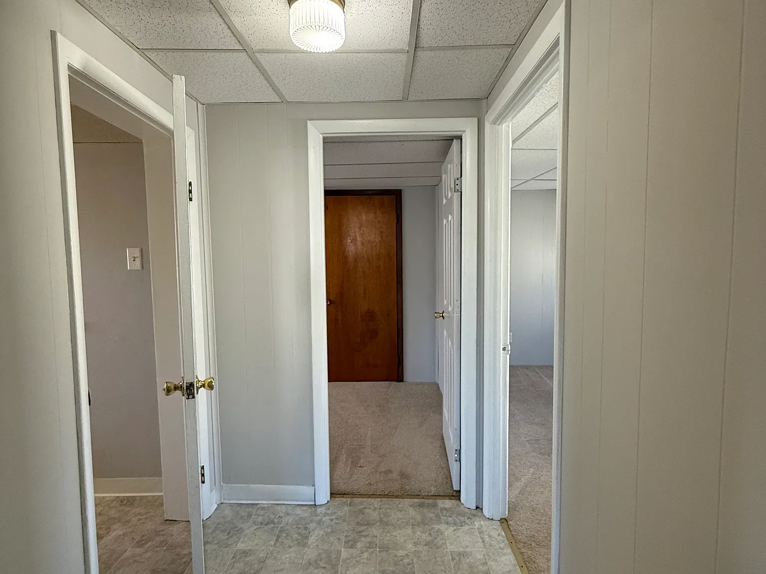 3 bed, $1,300 — Photo 4