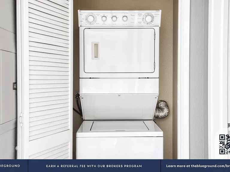 Washer/Dryer in Apartment