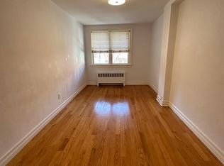 2043 Bogart Ave, Bronx, NY 10462