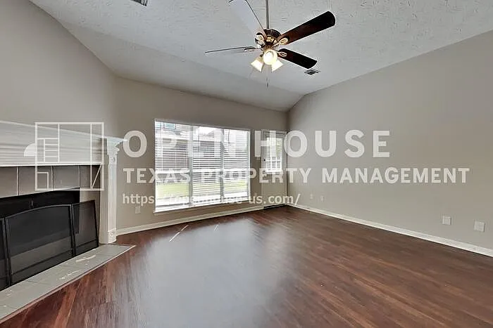 18414 Polo Meadow Dr — Photo 3