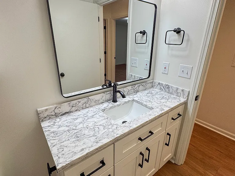 Quartz Countertops on New Vanity!