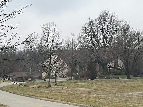 2nd image of 4101 Graphic Arts Rd