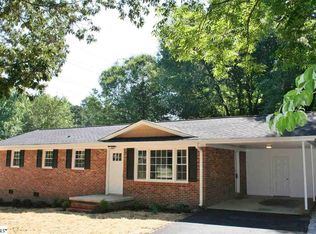200 Collinwood Ln, Taylors, SC 29687
