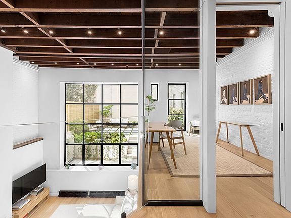 5th image of 451 Hudson St APT 2