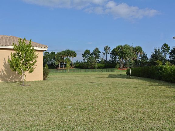 Home For Sale In Portosol