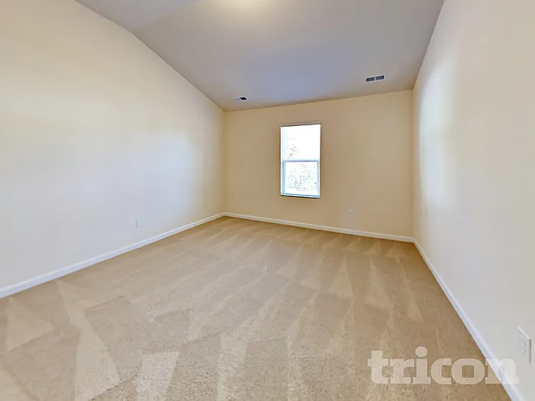 1357 Waylon Ave — Photo 10