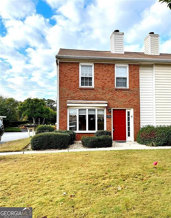 2 bed, 2.5 bath, 1249 sqft, $1,595 — Photo 1