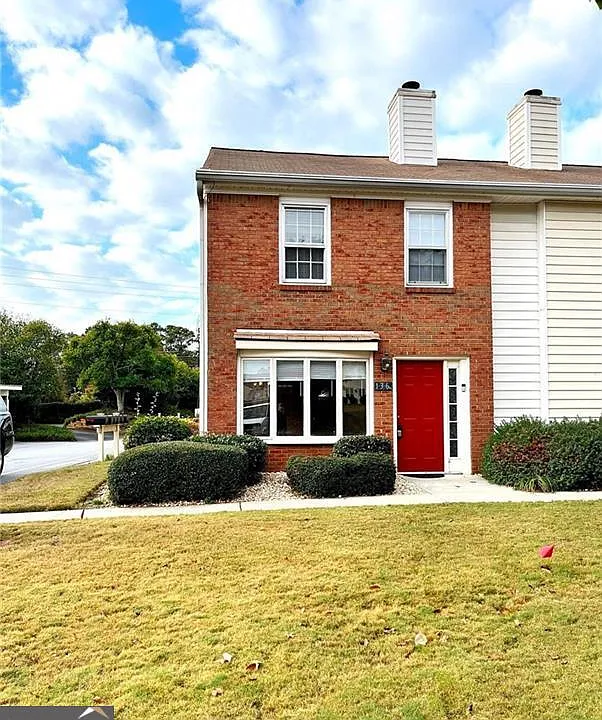136 Old Ferry Way