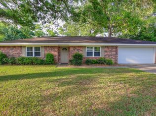 54 Paddock Dr, Fairhope, AL 36532