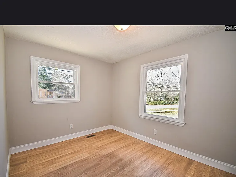 5400 Pinestraw Rd — Photo 7