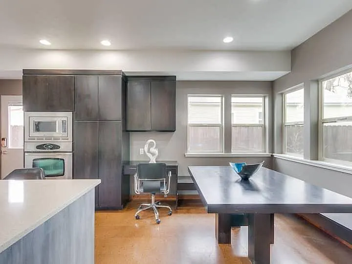 1705 S Vermont Ave — Photo 4