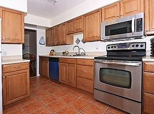 2380 Cloudcroft Sq, Reston, VA 20191