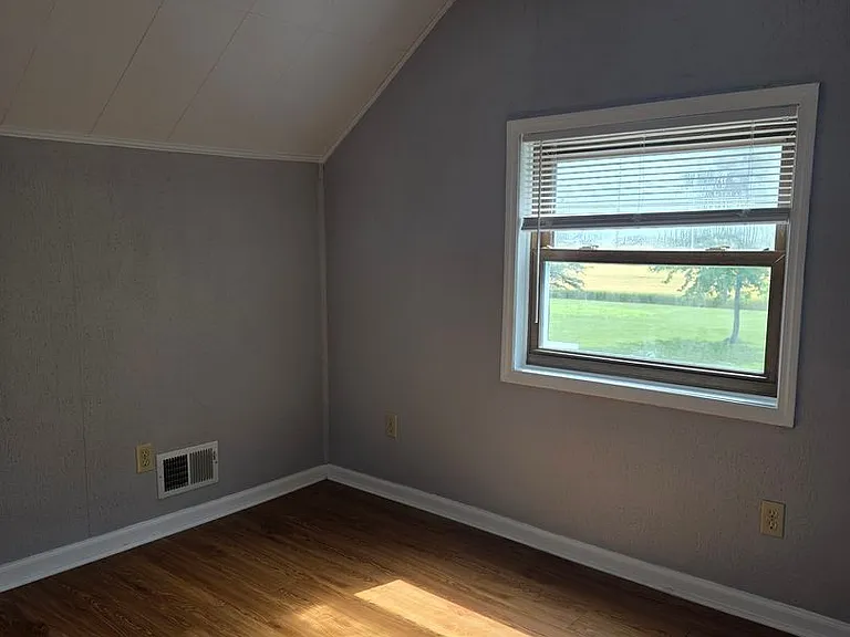 6172 Loe Rd — Photo 25