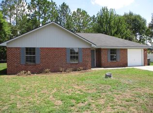 1491 Flo Zechman Dr, Hinesville, GA 31313