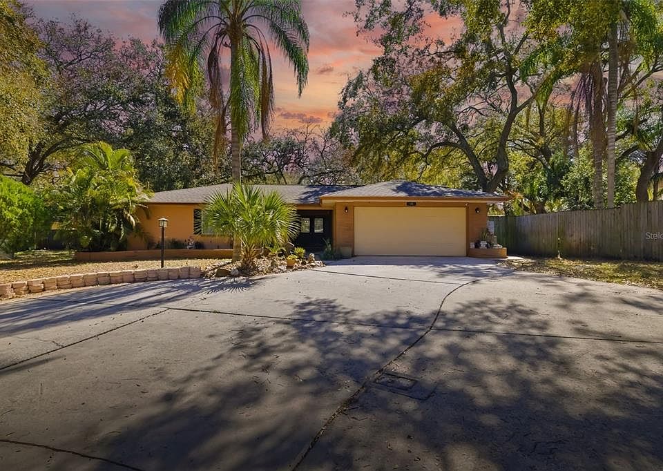 1st image of 186 SUNWARD AVENUE