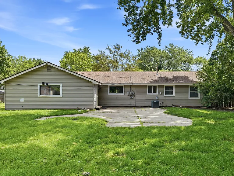 3130 Greenlawn Ave — Photo 23