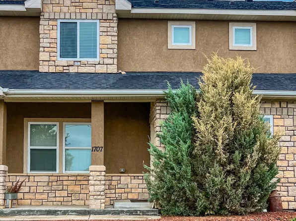 1707 Bison Dr, Williston, ND 58801