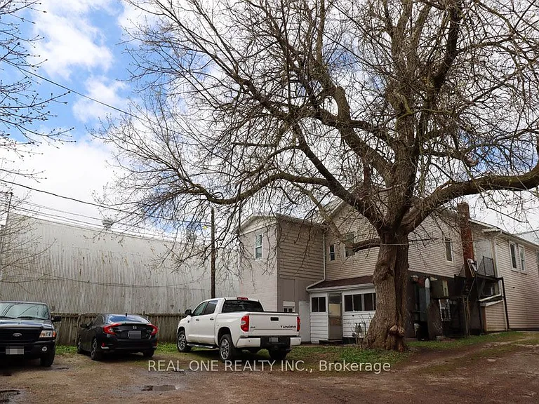 10 Mill St E #B — Photo 23