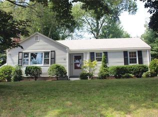 75 Berkshire Rd, West Hartford, CT 06107