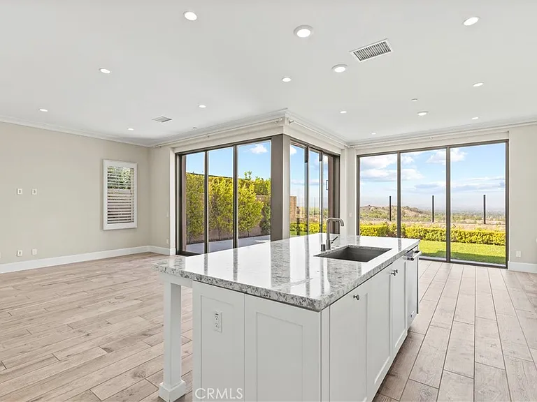 110 Statura — Photo 10