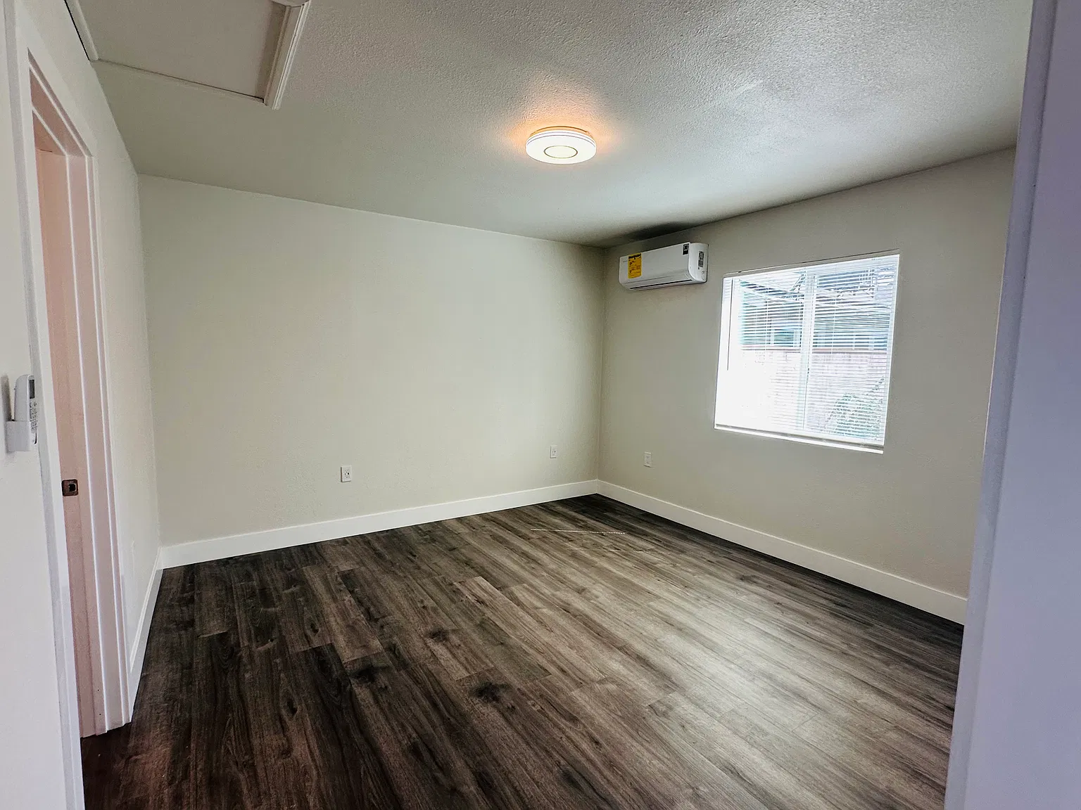 2 bed, 800 sqft, $1,495 — Photo 3