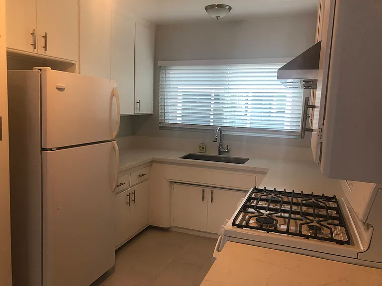7808 W Manchester Ave #3 — Photo 8