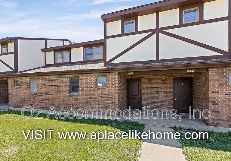 1105 Jeff Cir — Photo 1