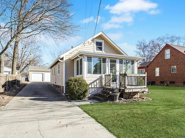 3301 54th St, Des Moines, IA 50310
