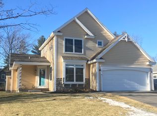 8 Maneta Dr, Saco, ME 04072