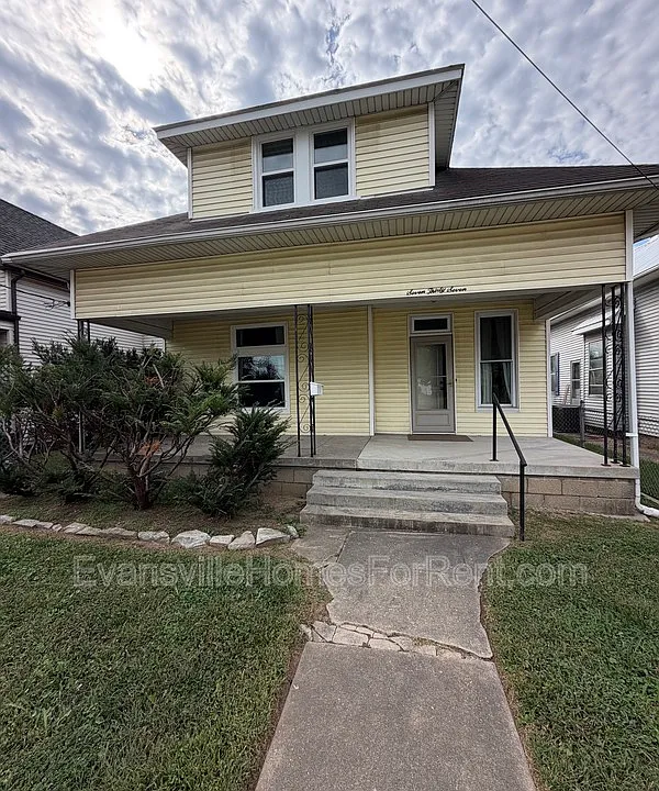 737 E Virginia St